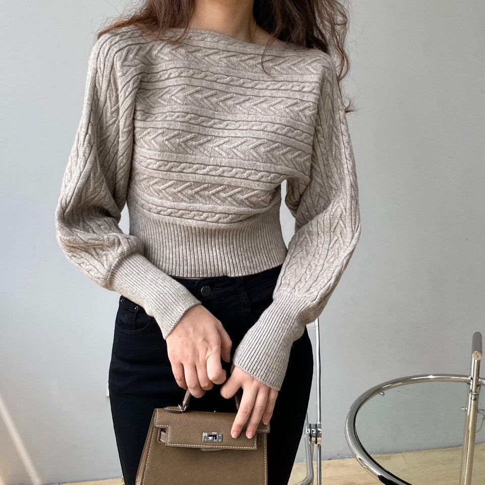 Feminine Temperament Wears Round Neck Short Sweater